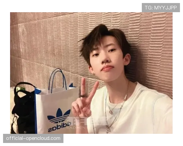 国羽女双“余弦组合”张殊贤-郑雨爆冷夺冠，收获合作以来最高级别冠军